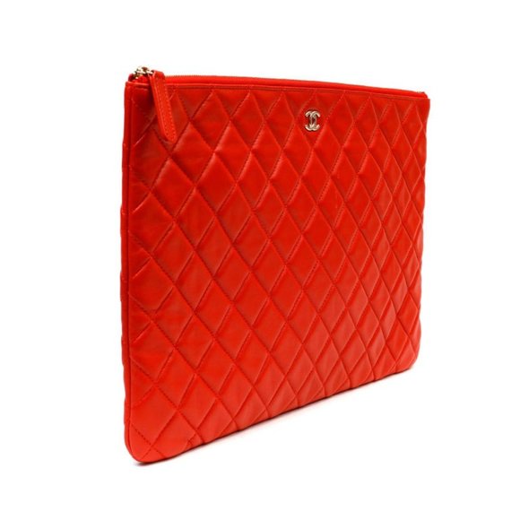 Chanel Red Lambskin Large Classic O Case - Picture 2 of 6